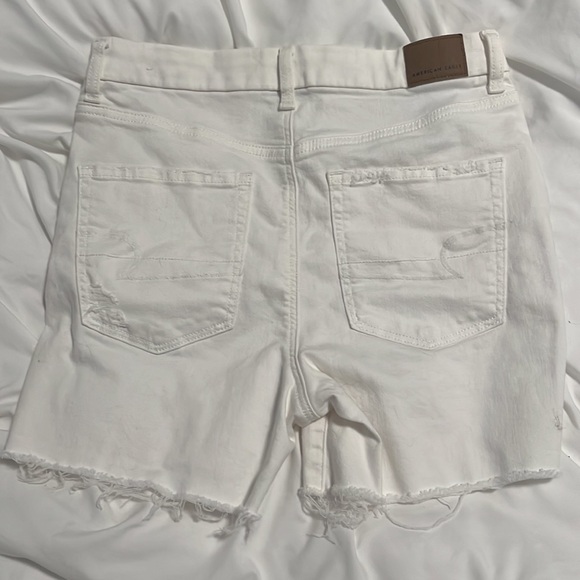 American Eagle Shorts - Picture 2 of 5